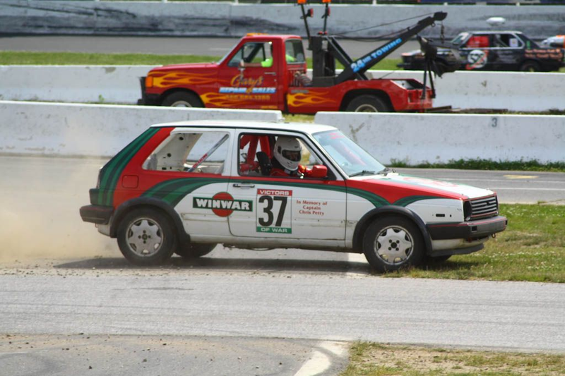 Illustration for article titled The 24 Hours Of LeMons New England 2009 Über Gallery, Part 2